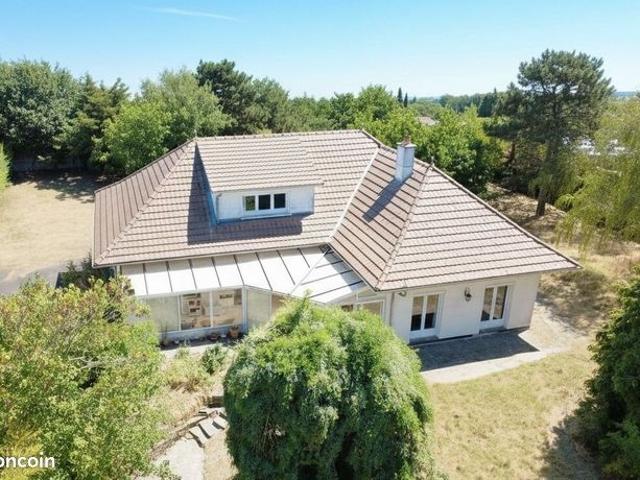 Maison 7 pièces 179 m²