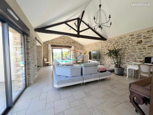 Maison 7 pièces 179 m²