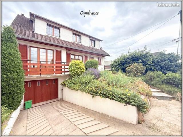 Maison 7 pièces 179 m²