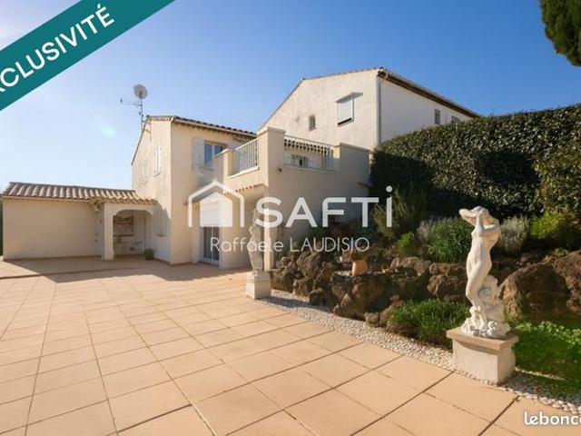 Propriété 7 pièces 179 m²