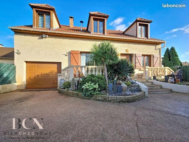Maison 7 pièces 179 m²