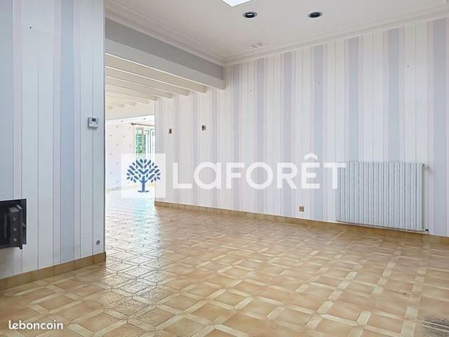 Maison 7 pièces 179 m²