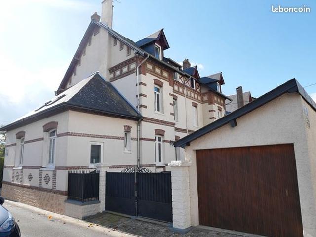 Maison 7 pièces 179 m²