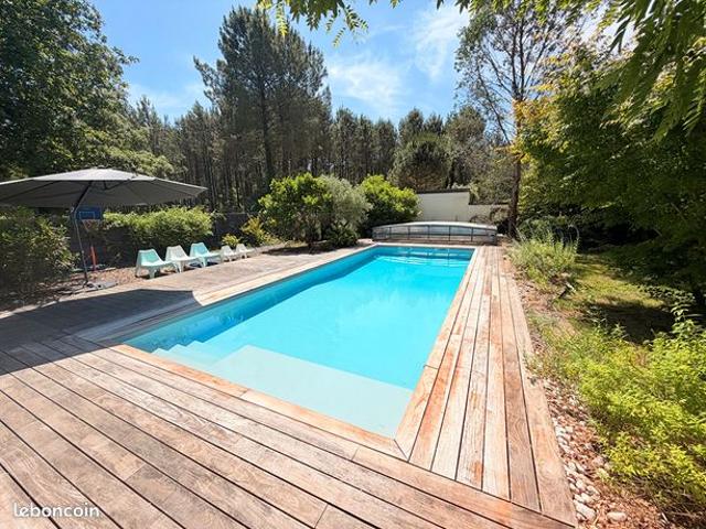 Maison 7 pièces 179 m²