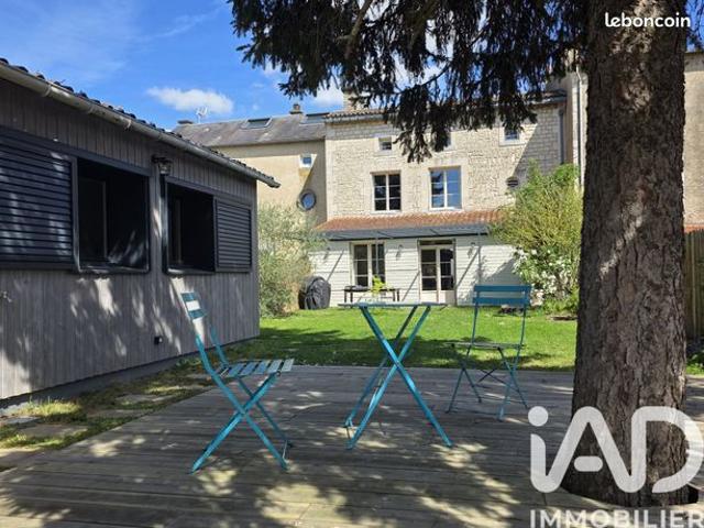 Maison 7 pièces 179 m²