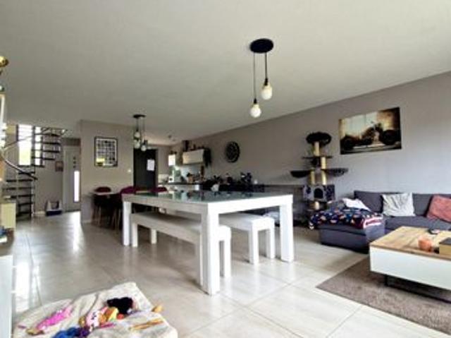 Maison 7 pièces 179 m²