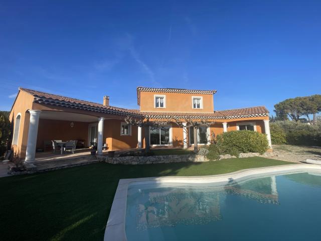 Maison 7 pièces 170 m²