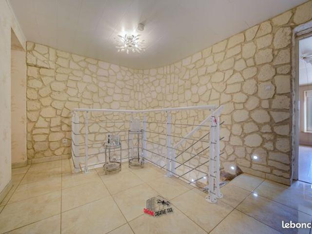 Maison 7 pièces 170 m²