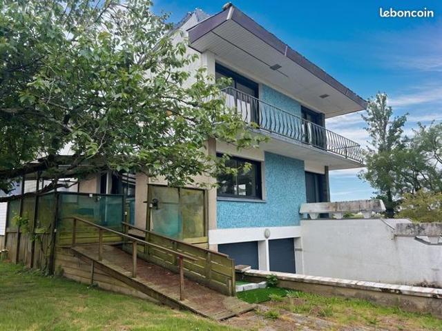Maison 7 pièces 170 m²