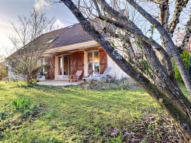 Maison 7 pièces 206 m²