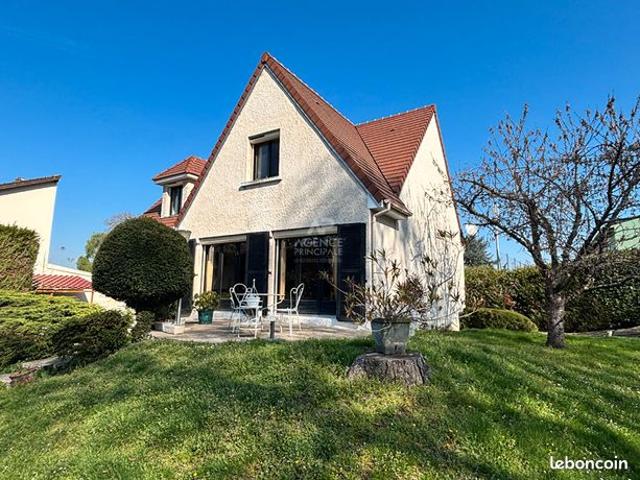 Maison 7 pièces 170 m²