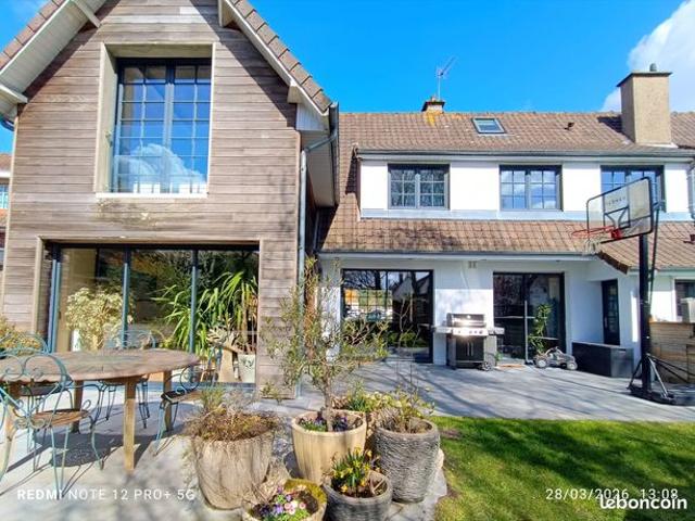 Maison 7 pièces 170 m²
