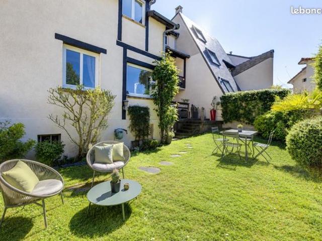 Maison 7 pièces 170 m²