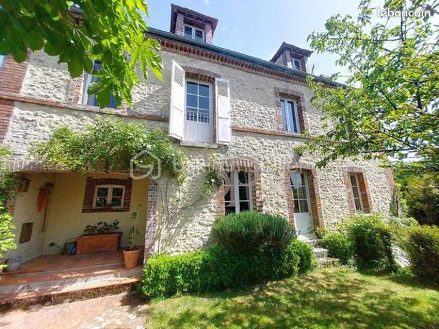 Maison 7 pièces 170 m²