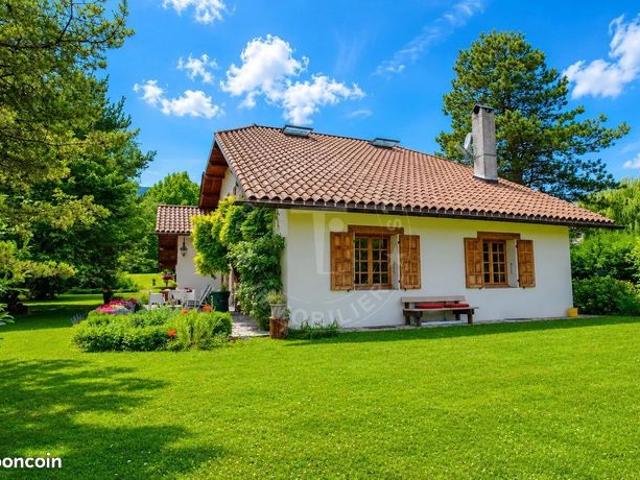 Maison 7 pièces 170 m²