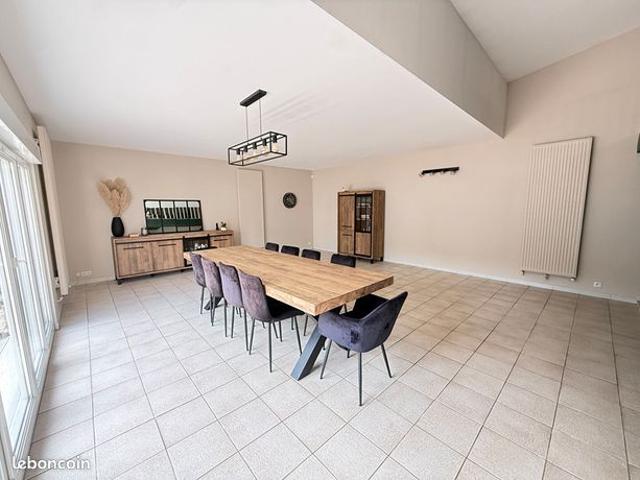 Maison 7 pièces 170 m²