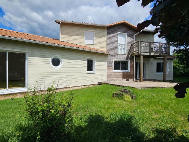 Maison 7 pièces 170 m²