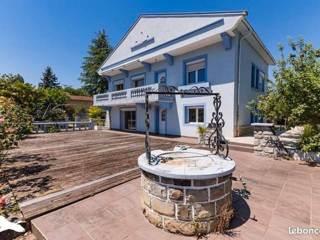 Maison 7 pièces 170 m²