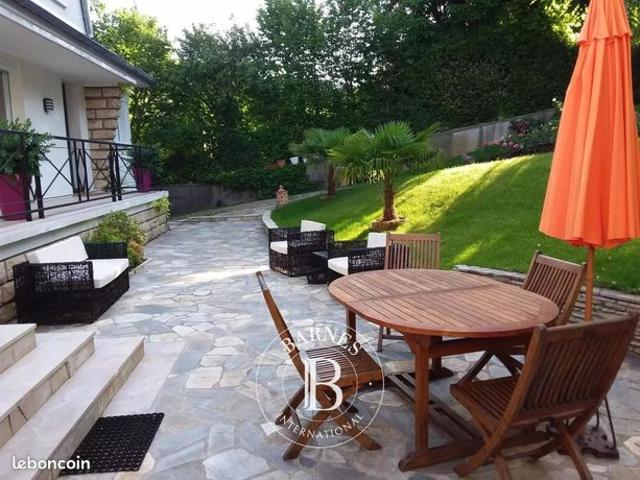 Maison 7 pièces 170 m²