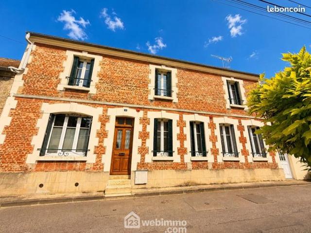 Maison 7 pièces 170 m²
