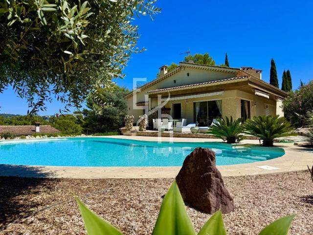Maison 7 pièces 170 m²