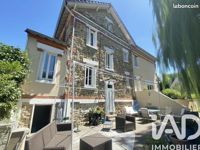 Maison 7 pièces 170 m²