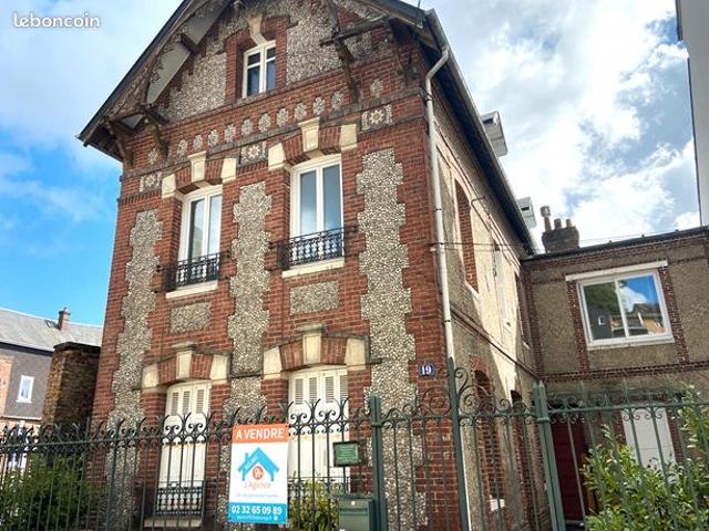 Maison 7 pièces 170 m²