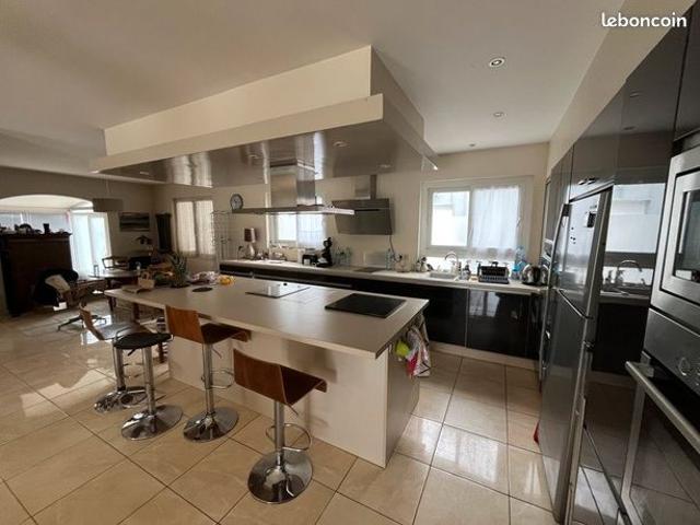 Maison 7 pièces 170 m²