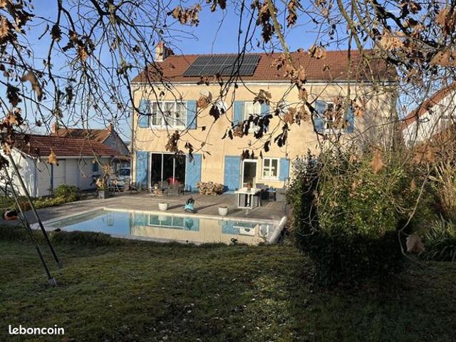 Maison 7 pièces 170 m²