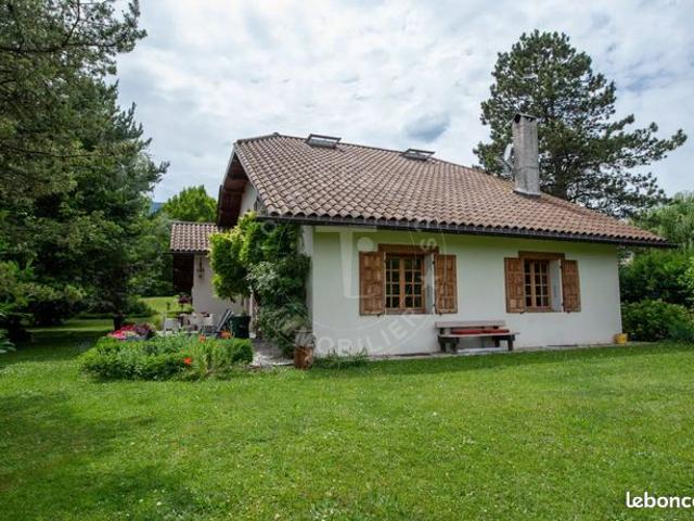 Maison 7 pièces 170 m²