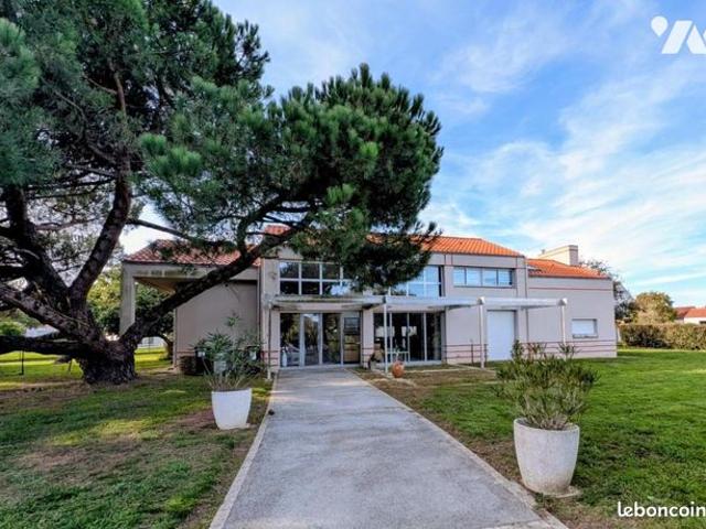 Maison 7 pièces 170 m²