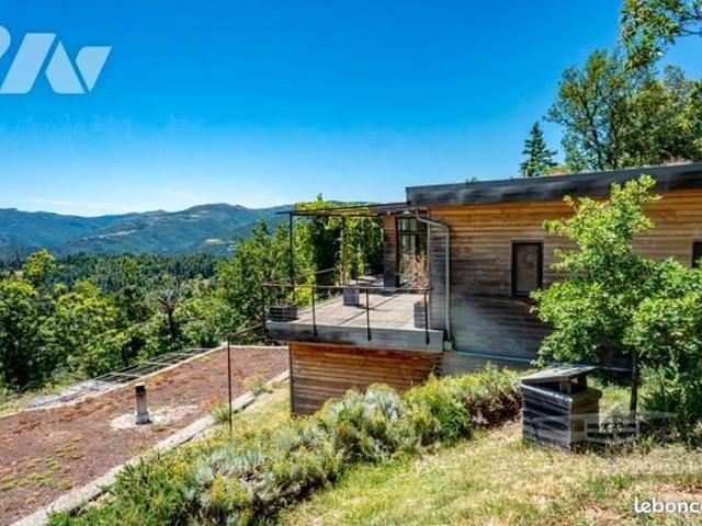 Maison 7 pièces 170 m²
