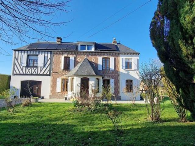 Propriété 7 pièces 220 m²