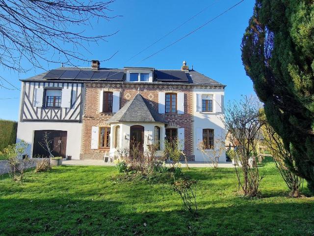 Maison 7 pièces 220 m²