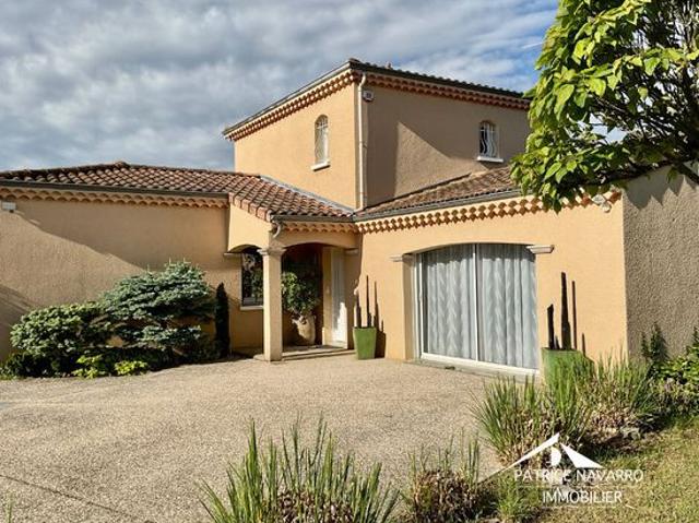 Maison 7 pièces 170 m²