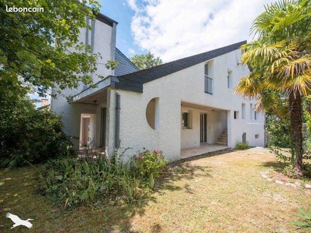 Maison 7 pièces 170 m²