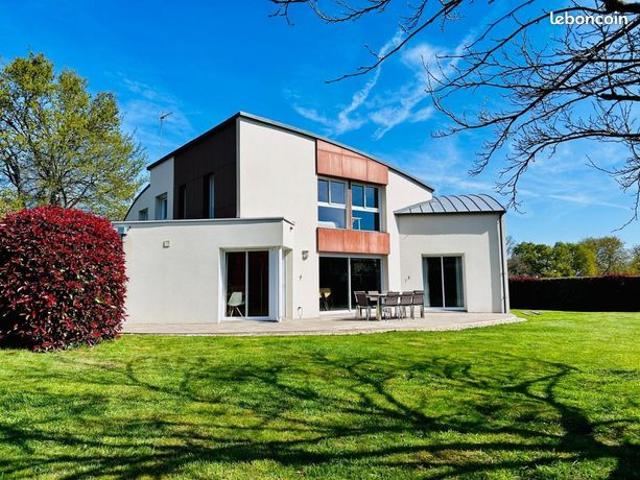 Maison 7 pièces 170 m²