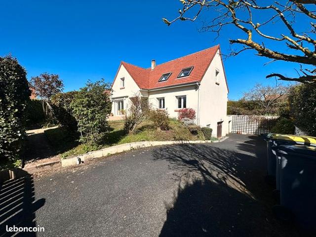 Maison 7 pièces 170 m²