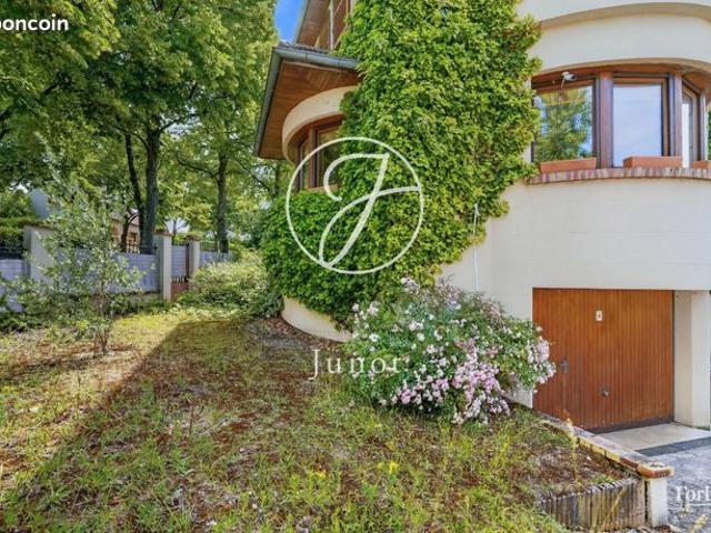 Maison 7 pièces 170 m²