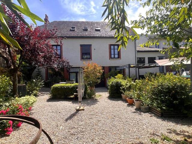 Maison 7 pièces 170 m²