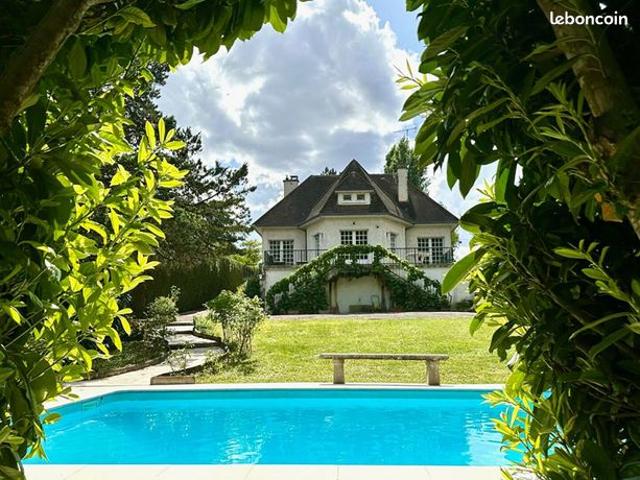 Maison 7 pièces 170 m²