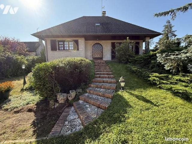 Maison 7 pièces 170 m²