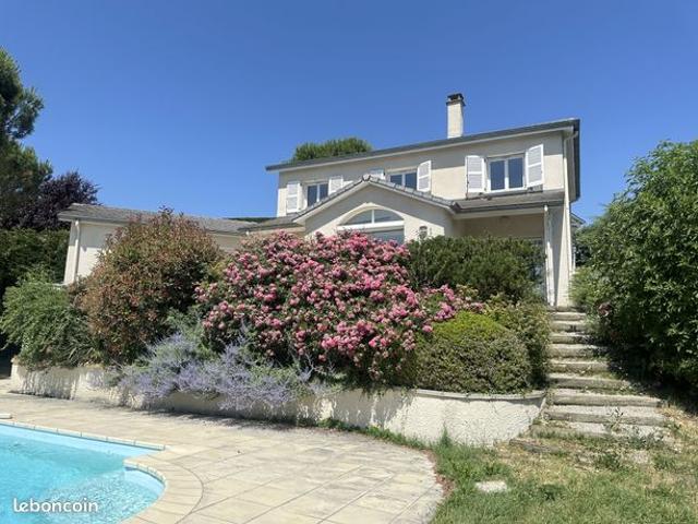 Maison 7 pièces 170 m²