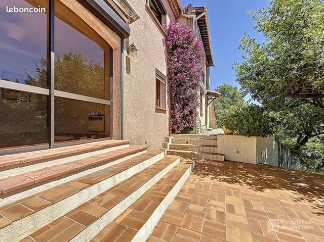 Maison 7 pièces 170 m²