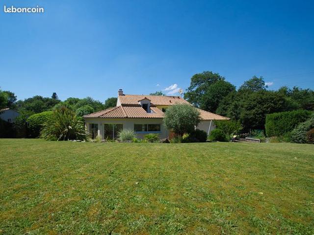 Maison 7 pièces 170 m²