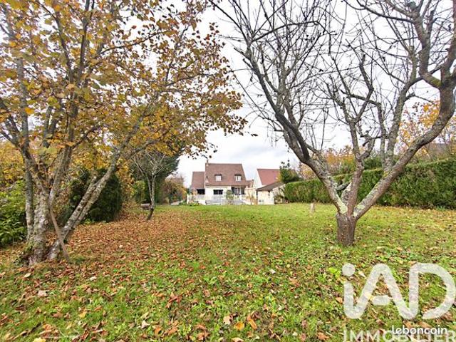 Propriété 7 pièces 153 m²