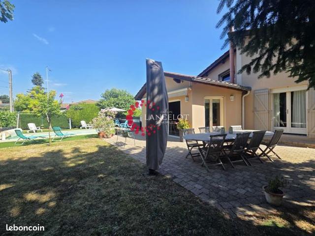 Maison 7 pièces 170 m²