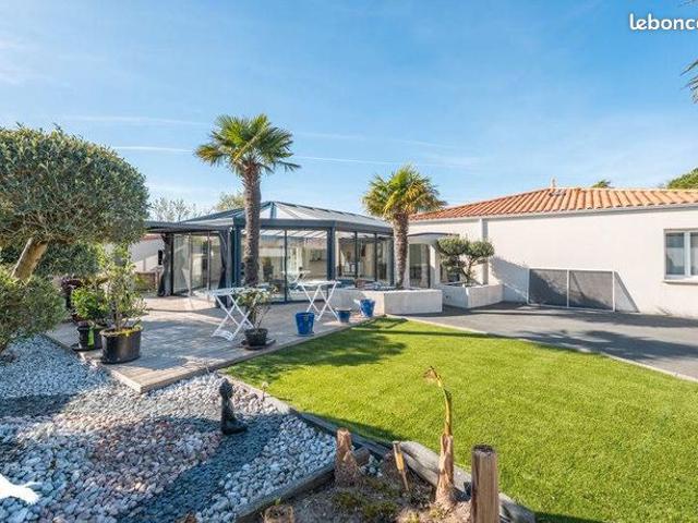Maison 7 pièces 170 m²