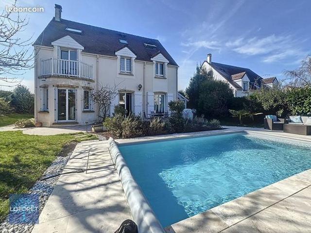 Maison 7 pièces 170 m²