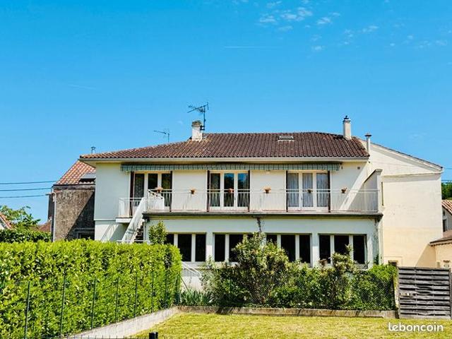 Maison 7 pièces 170 m²